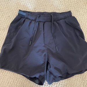 Lululemon athletic shorts xs 4.5 inch inseam